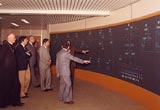 Vista del quadro sinottico del centro di controllo a Molino del Bosso (1980)